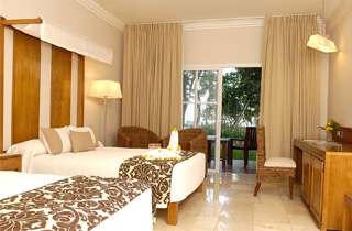 Hotel Be Live Carey Room Hotel Be Live Carey Room